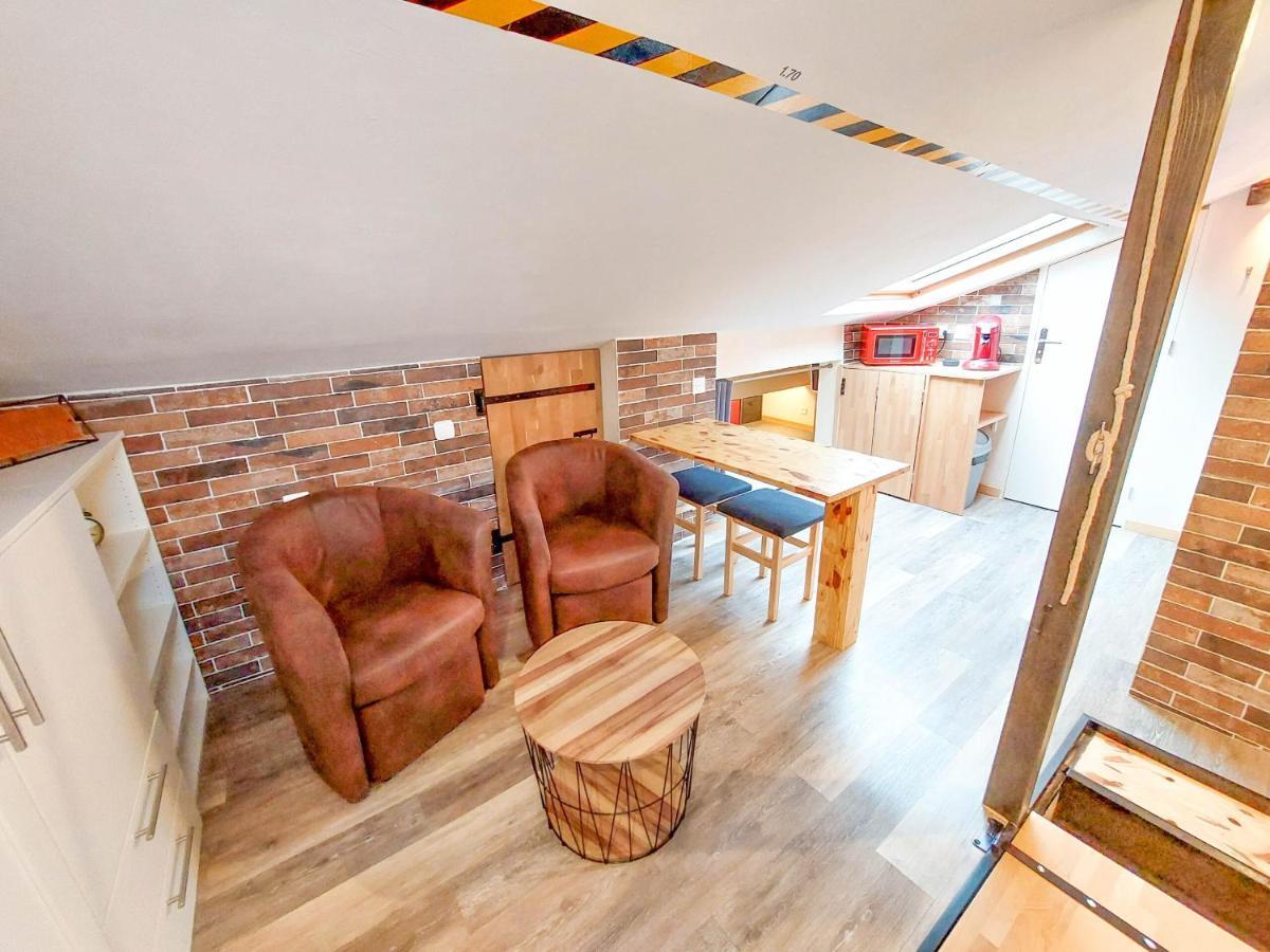 Villa Reiala シャビル 部屋 写真